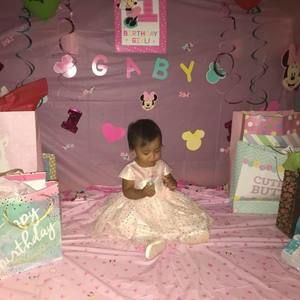 Meet your Posher, Sandy